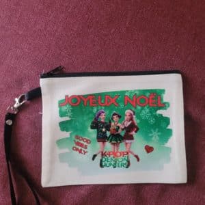VENTE FLASH ⚡ Quantités limitées - Trousse "Kpop Noël Good Vibes"